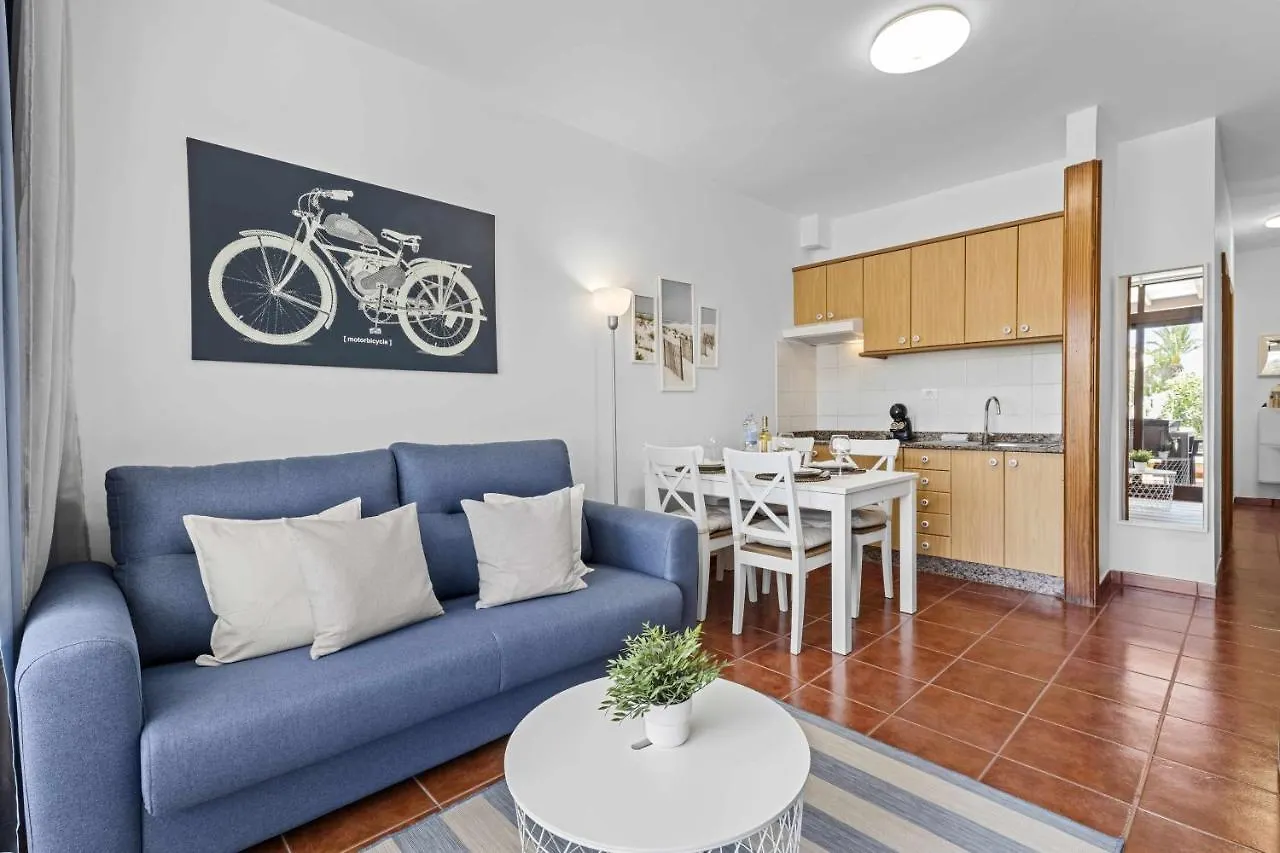 Holyhome Mills 1113 Costa Teguise Spain
