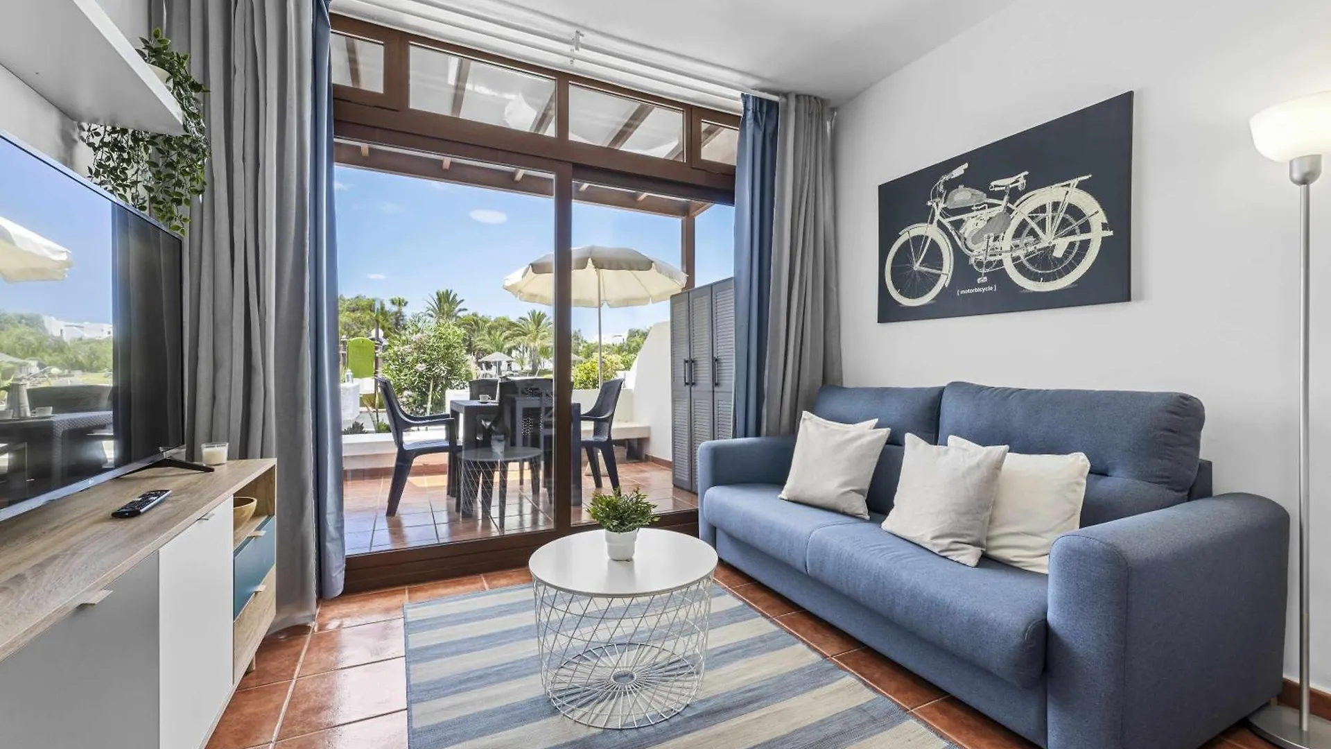 Holyhome Mills 1113 Costa Teguise